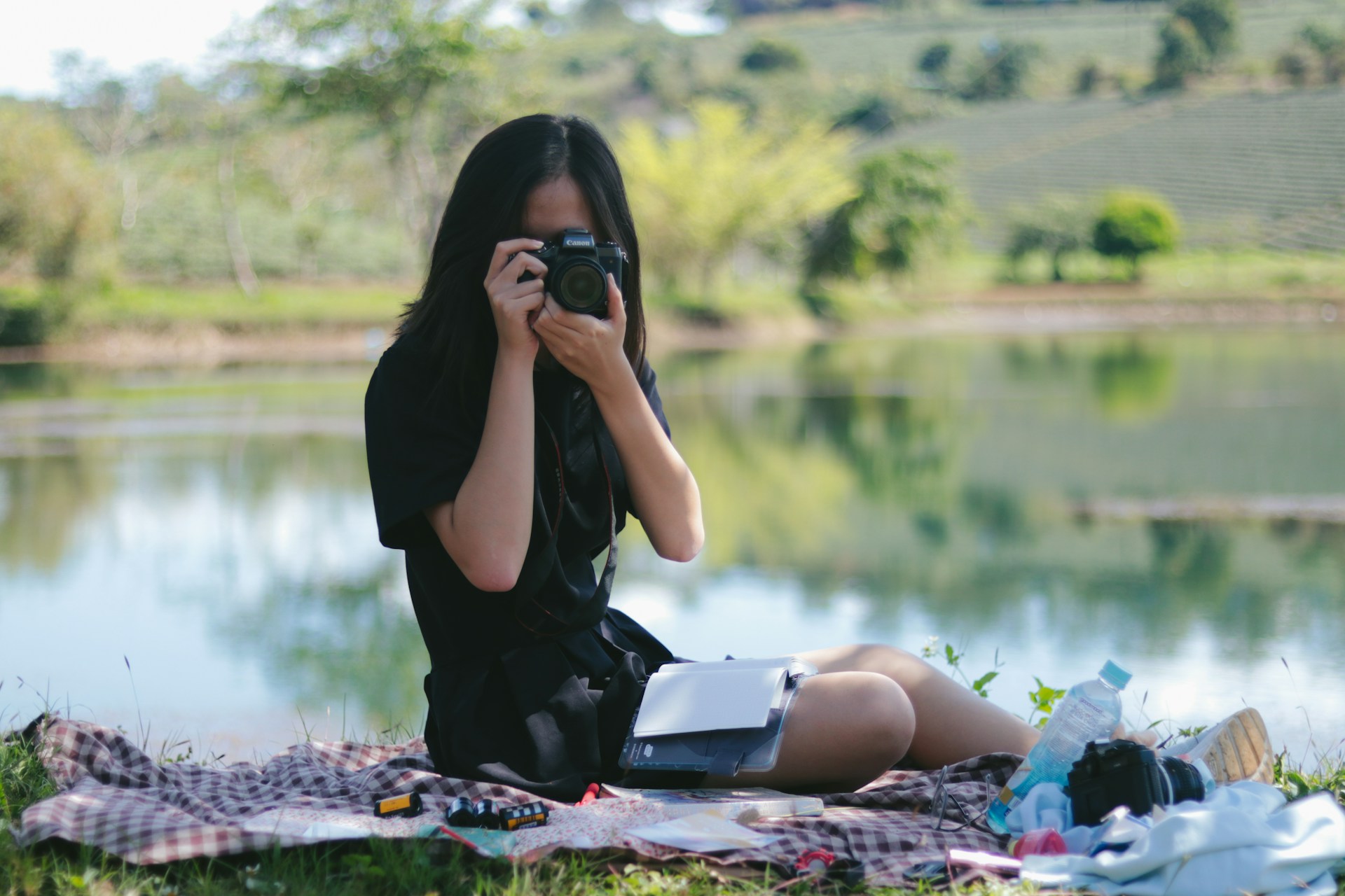 nguyen-thu-hoai-SJ3mMFF2Qeg-unsplash