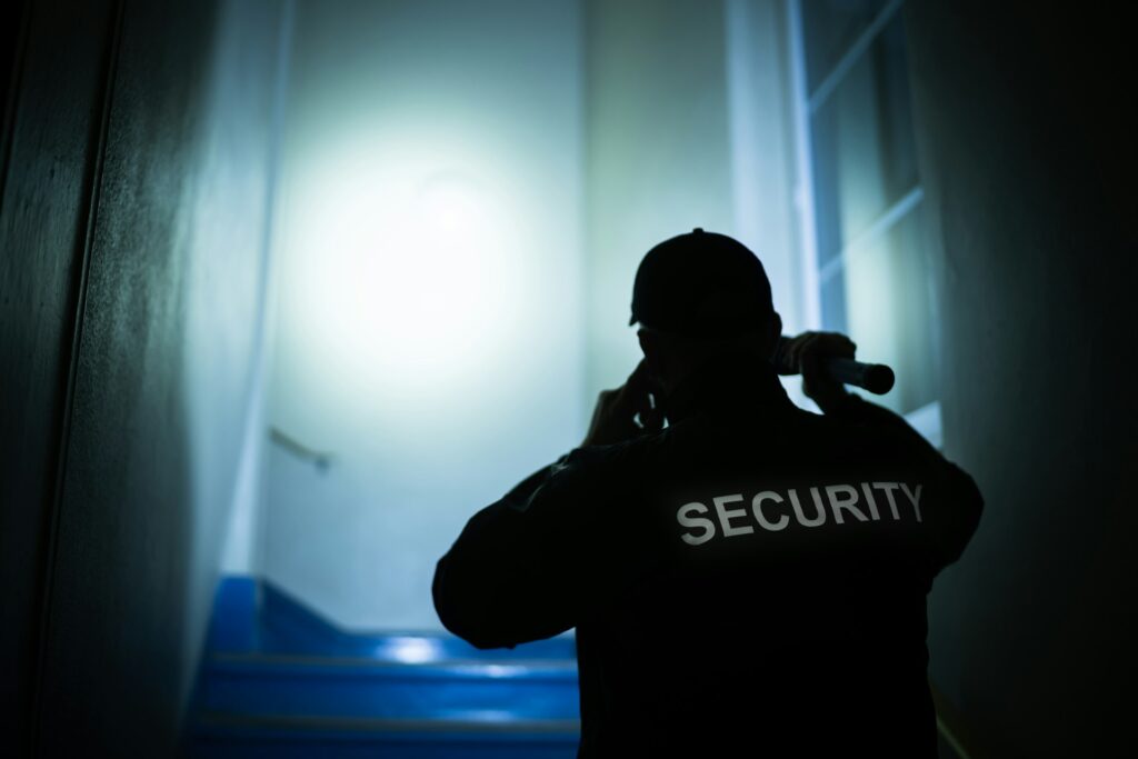 getty images bP1hZGuF8LQ unsplash The Problem With Most Tactical Flash Lights (And a Better Alternative)