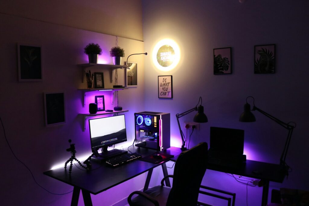 Desk Upgrades That Instantly Make Your Setup Look Better 5 sharad kachhi hluitBPPJBI unsplash Desk Upgrades That Instantly Make Your Setup Look Better