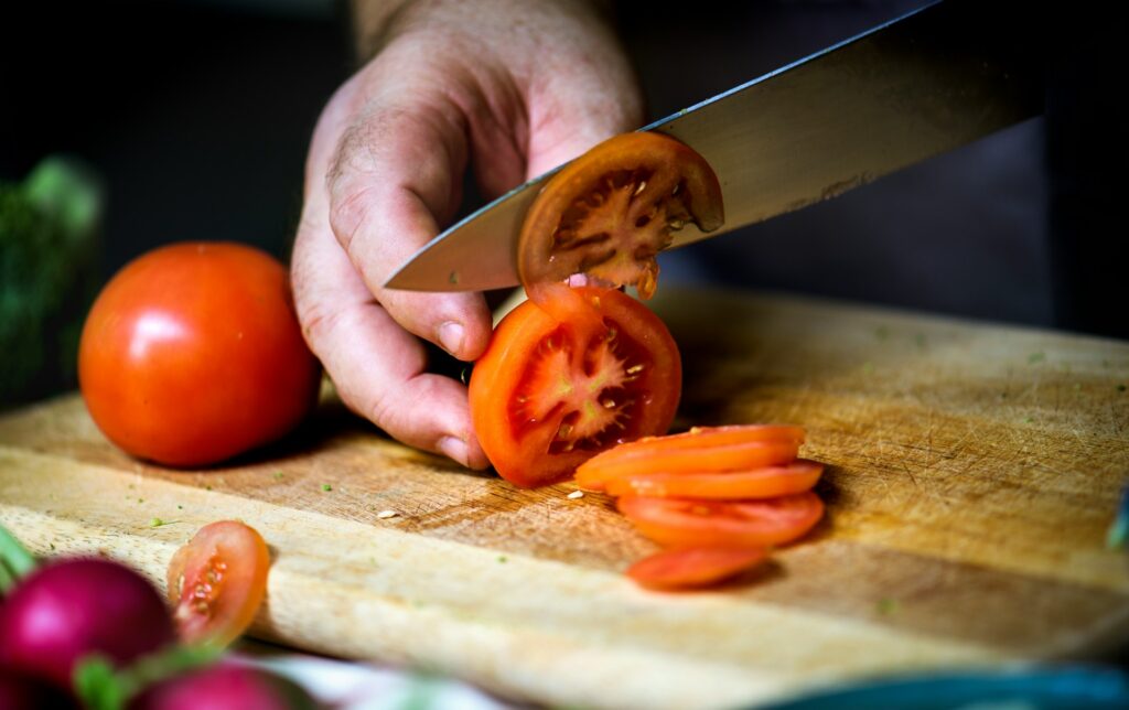 The Importance of a Sharp, High-Quality Kitchen Knife 2 curated lifestyle 4YkkFHk I E unsplash The Importance of a Sharp, High-Quality Kitchen Knife