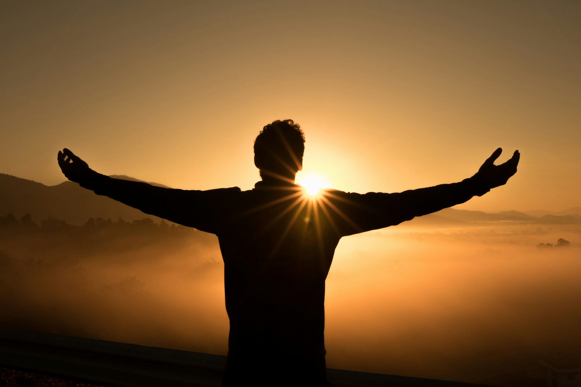 Why Successful People Pay Attention to Their Thoughts