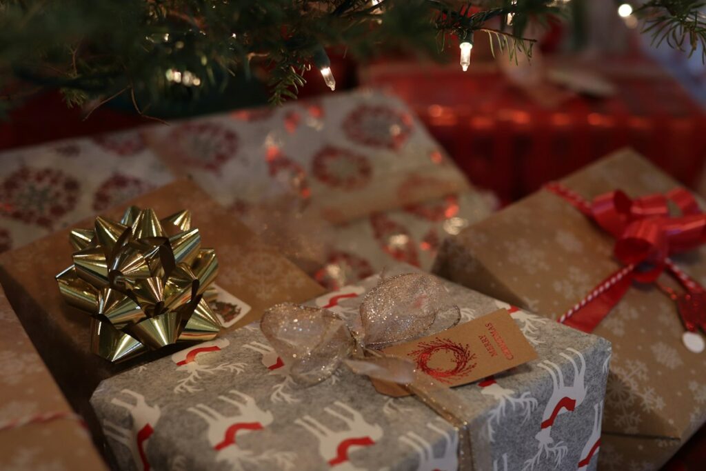 Holiday Gifts for Coworkers and Clients That Don’t Feel Generic 7 Gift wrapped in brown and white paper